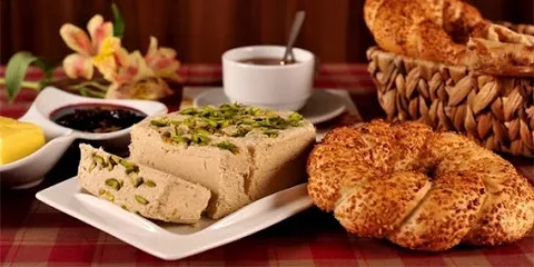 حلوا ارده فله‌ ای تازه و طبیعی بدون افزودنی